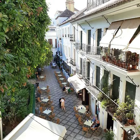 Apartamento Plaza De Flores * إِستيبونا