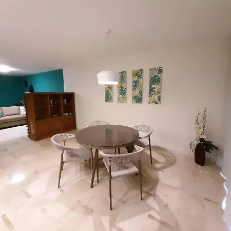 شقة Apartamento Plaza De Flores *